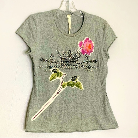 Johnny was For love and liberty Crystal rose appliqué short sleeve T-shirt small - Picture 1 of 5